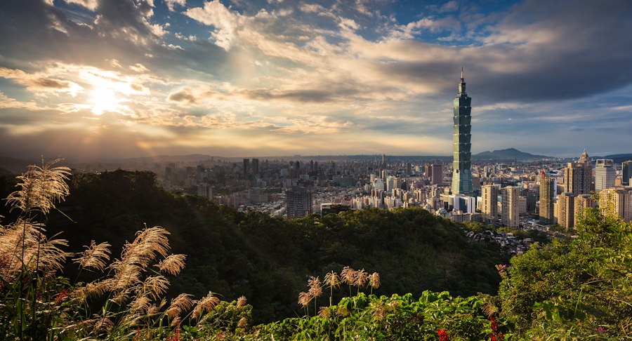 Caregiver / Perawat lansia — Taiwan